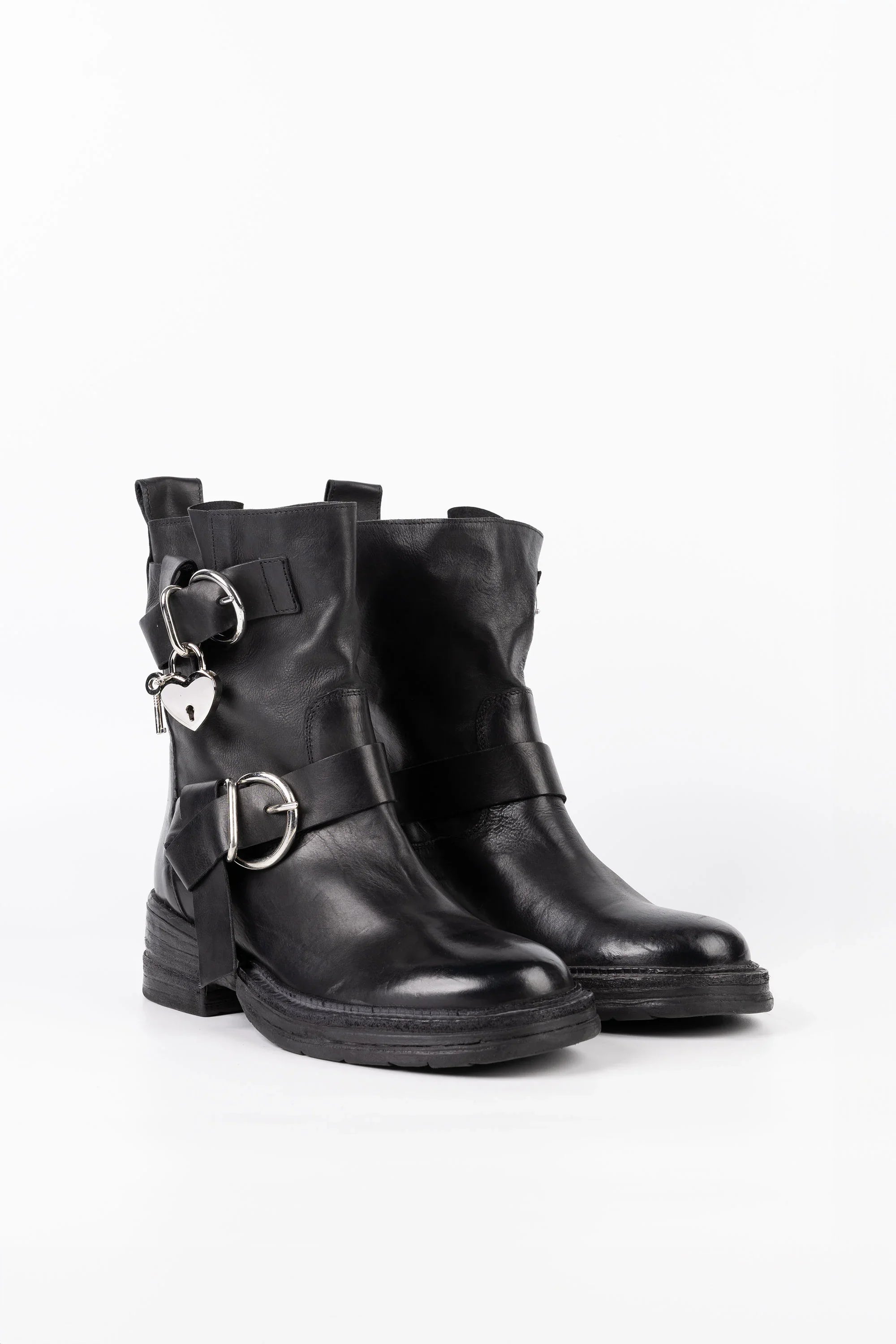 ${file-name} - Mimmu