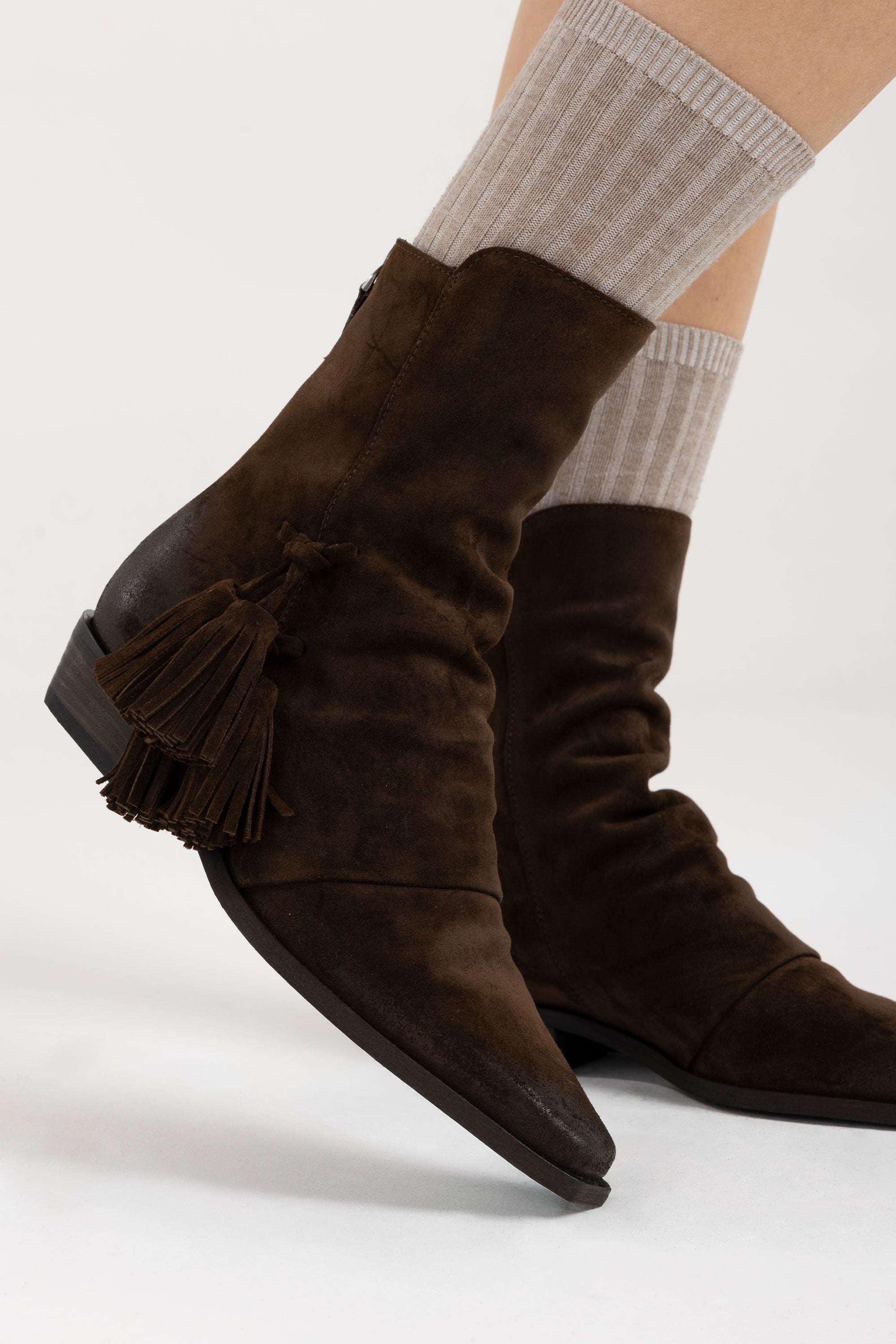 Ankle Boots Pom-Pom Detail in Suede Junia