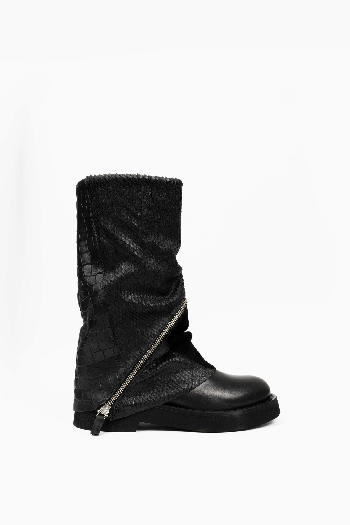 Combat Boots in Leather Martina