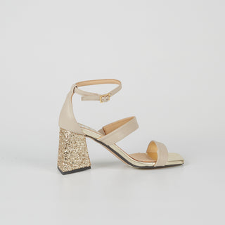 Lorena Beige Ledersandalen mit goldenem Glitzerabsatz