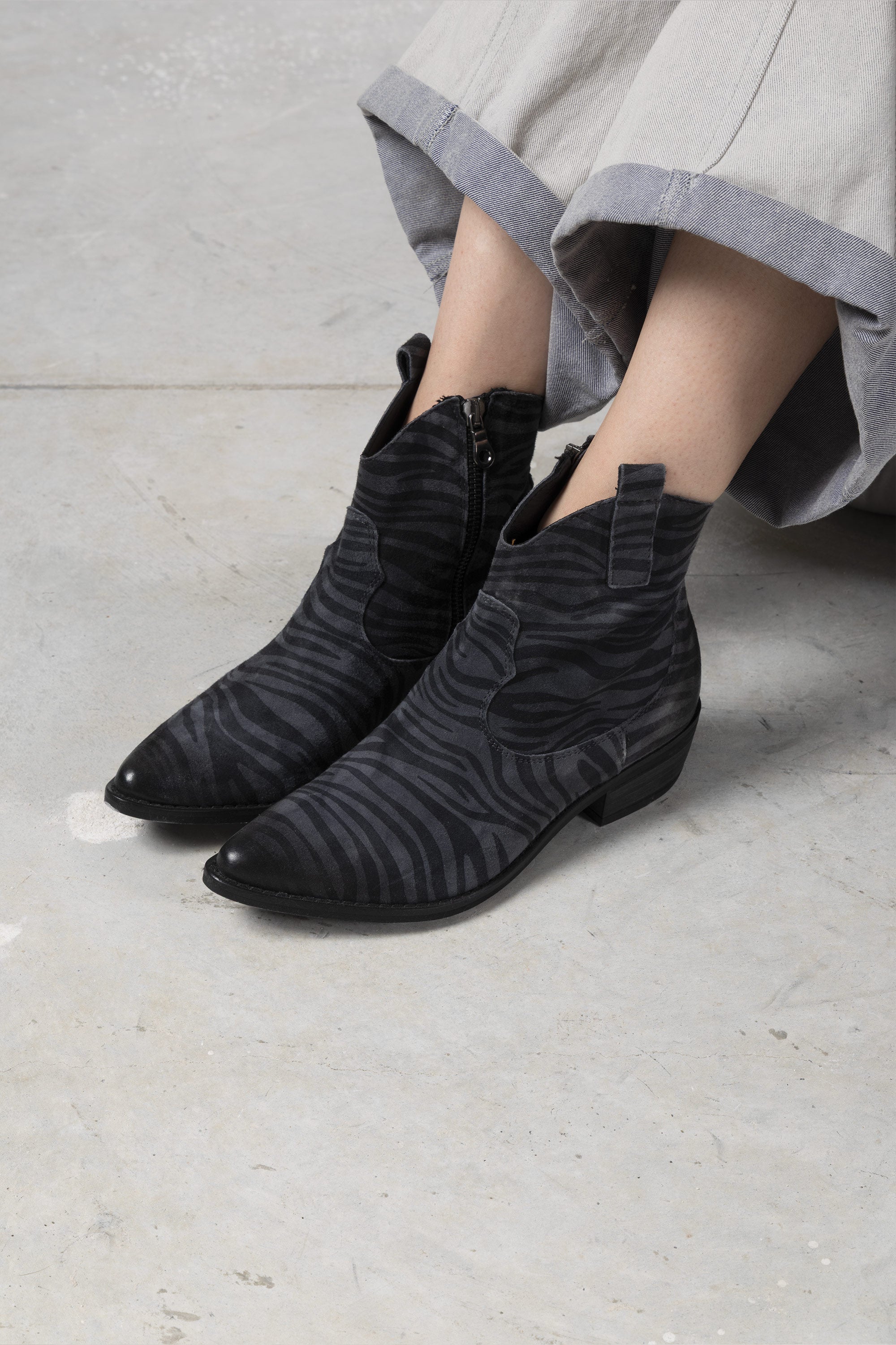 Botins em Pele Zebrada Giorgia