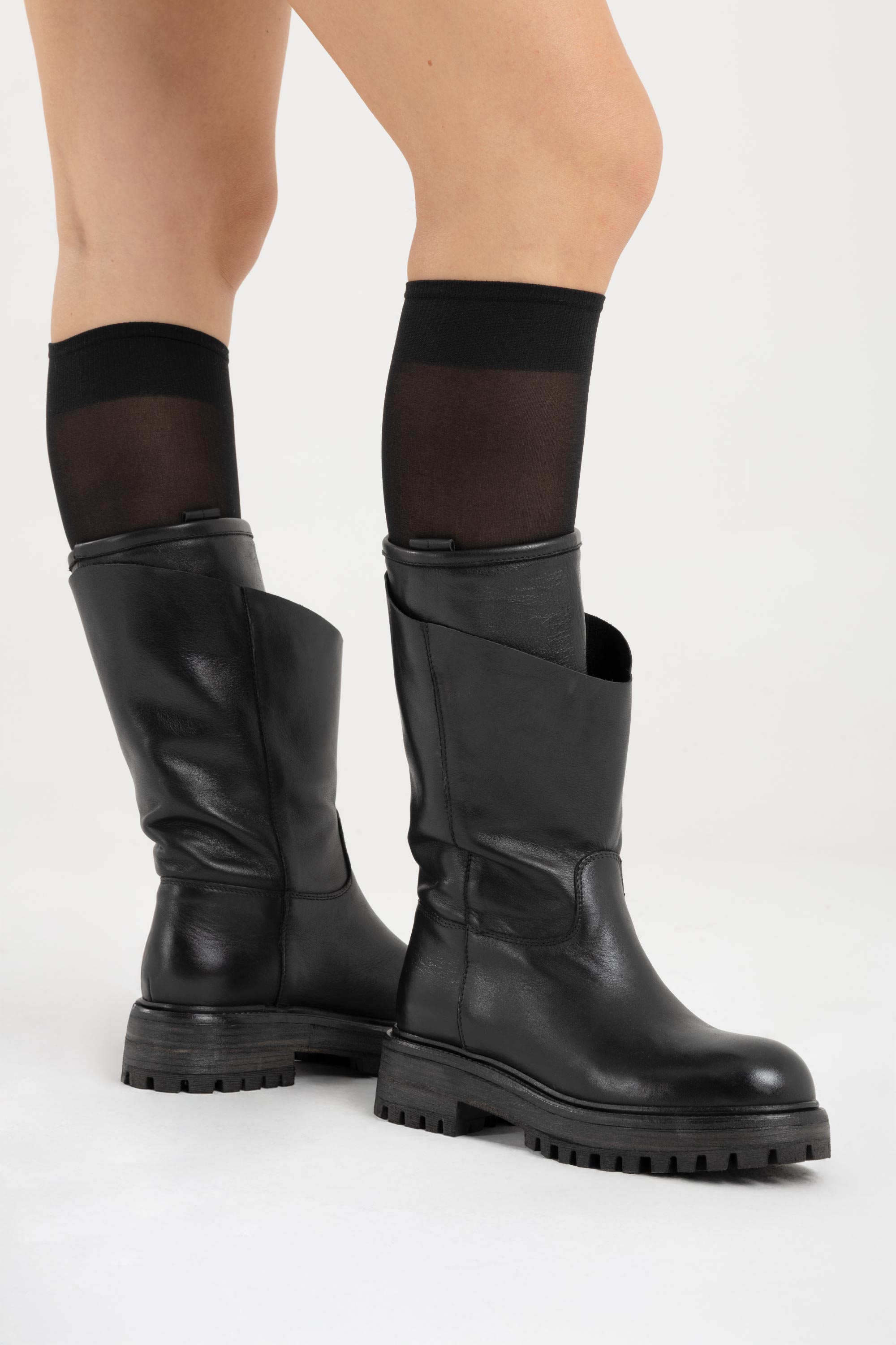 Anfibi in Pelle Manon - Nero, indossato