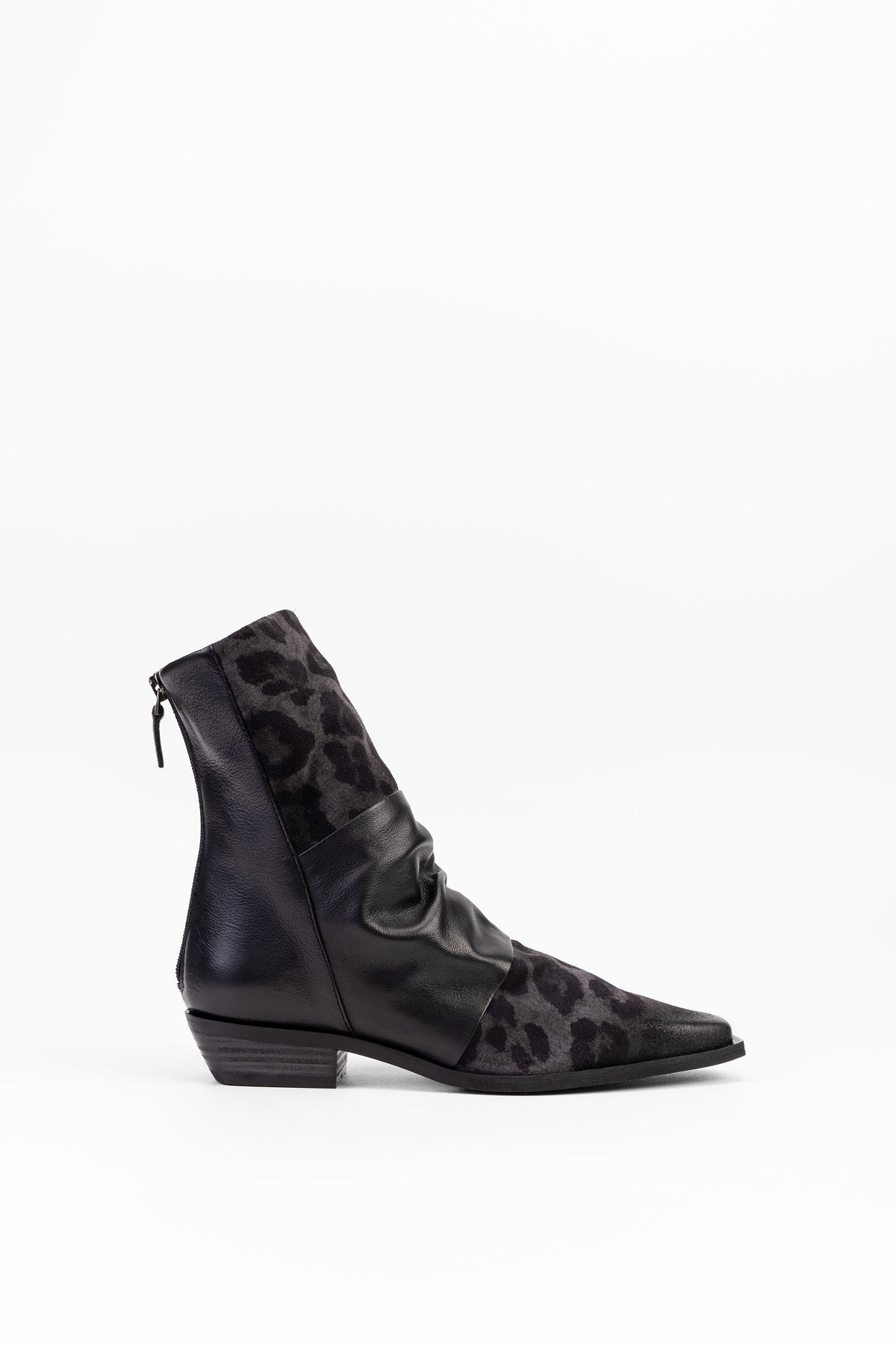 Botins Animal Print em Pele Lavender