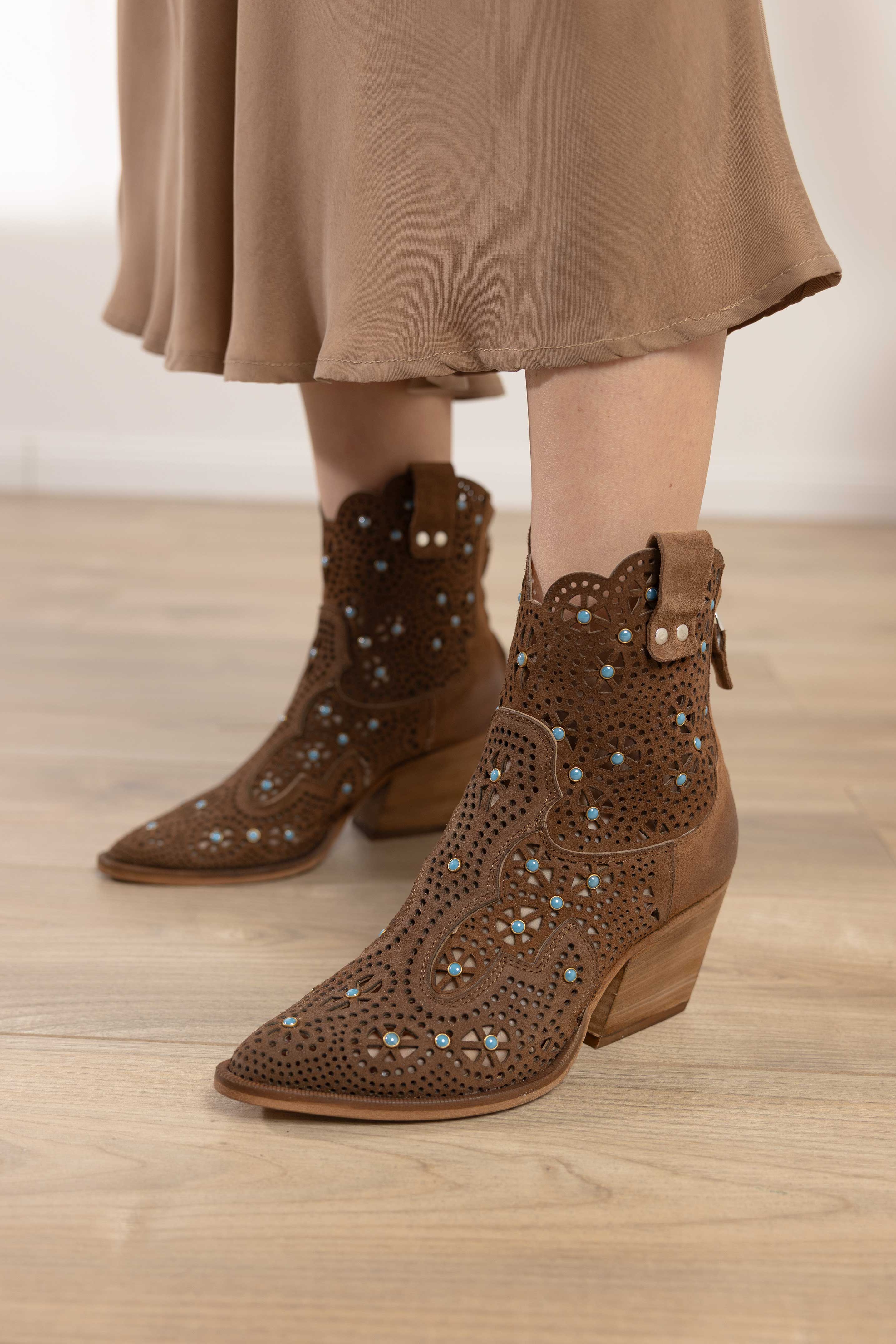 Botins em Camurça Karla