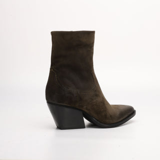 Bottines en daim marron Beatrice 