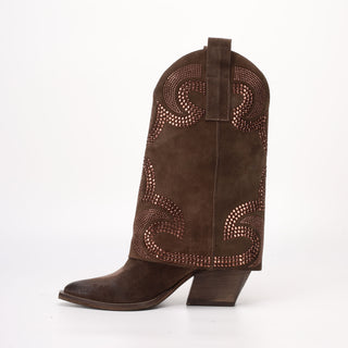 Tessia High Texan Boot in Brown Suede