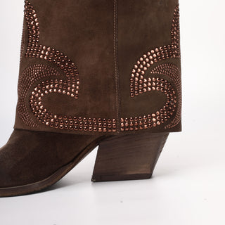 Tessia High Texan Boot in Brown Suede