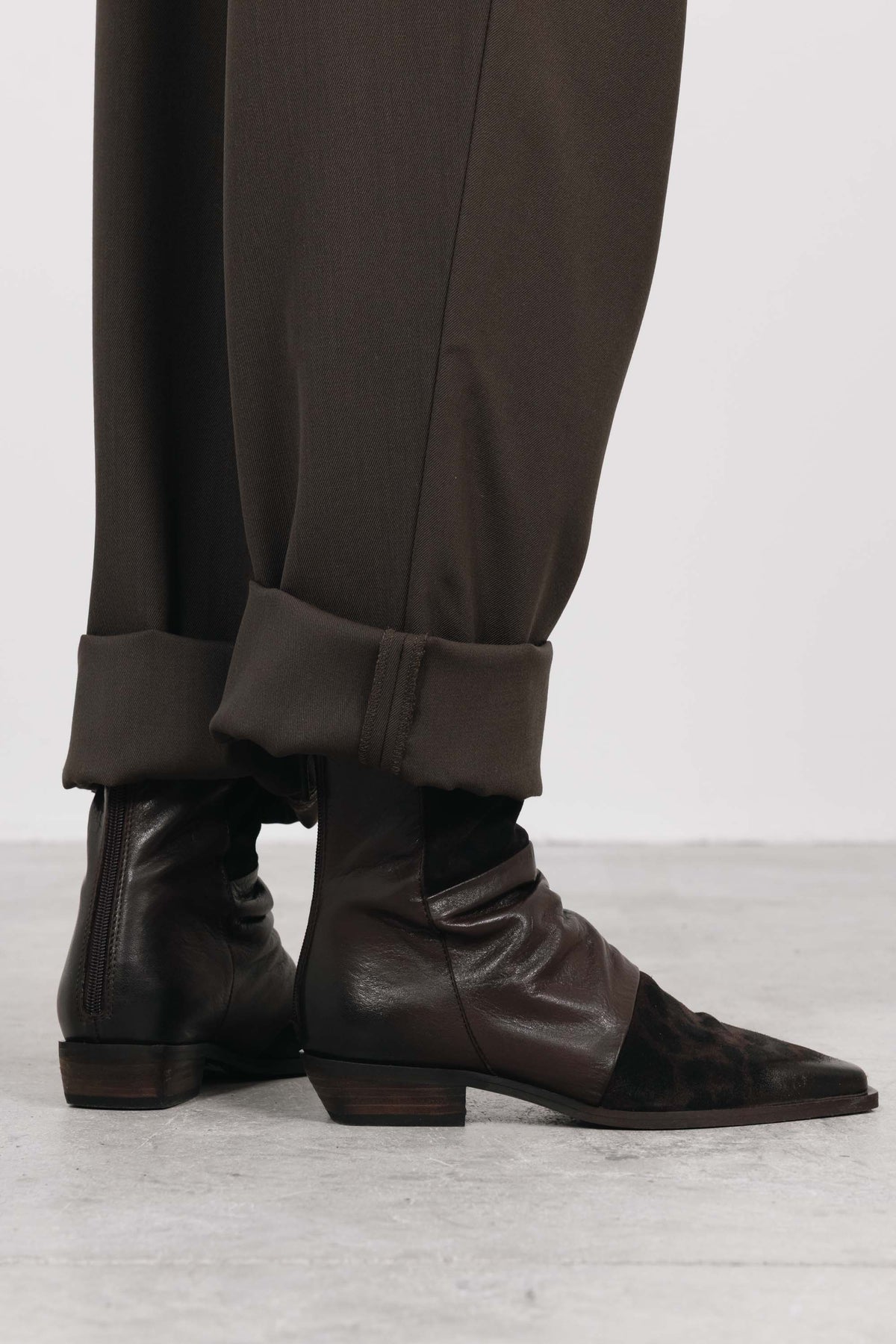 Botins Animal Print em Pele Lavender