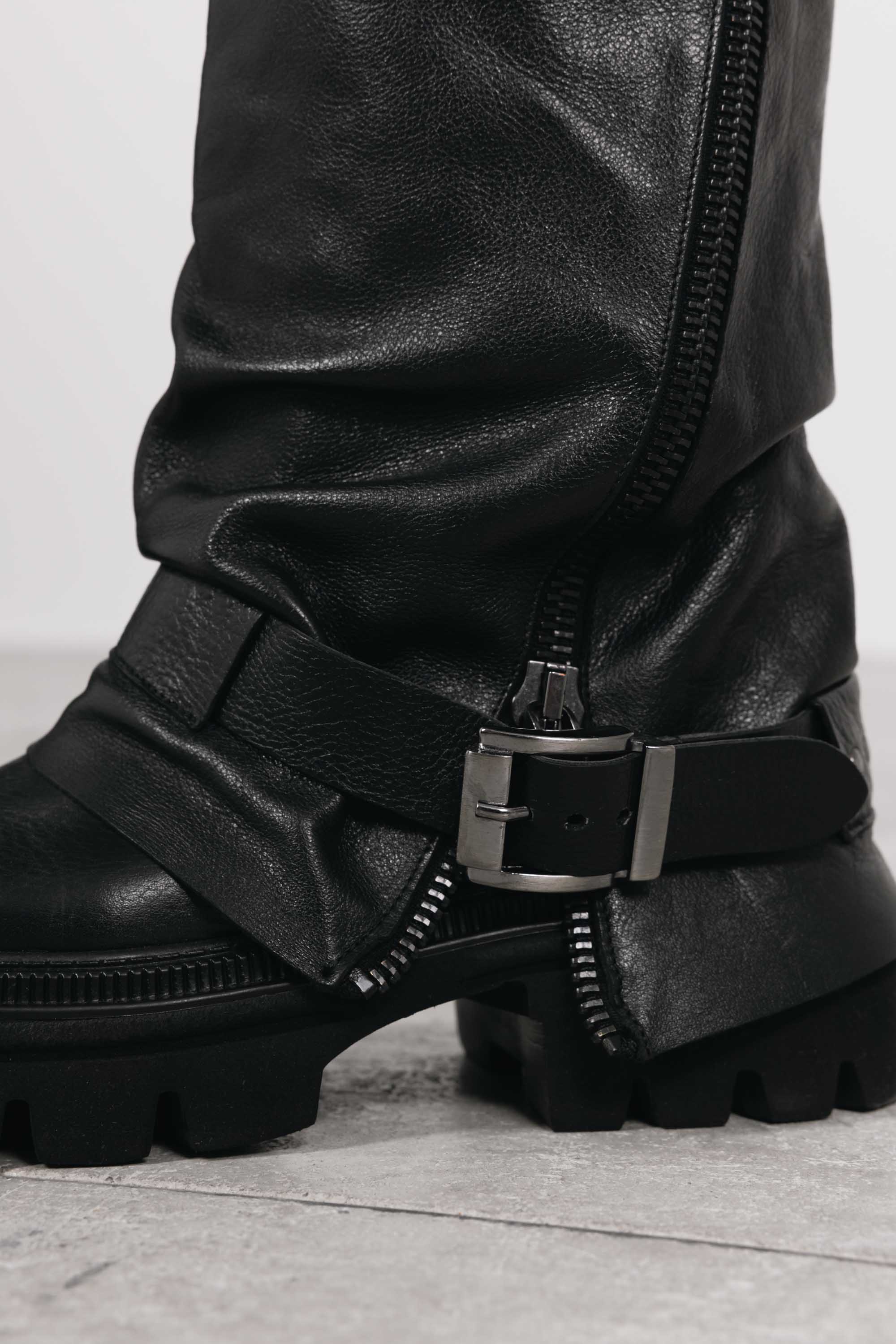 M482M30 Kimberly Nero indossato 6