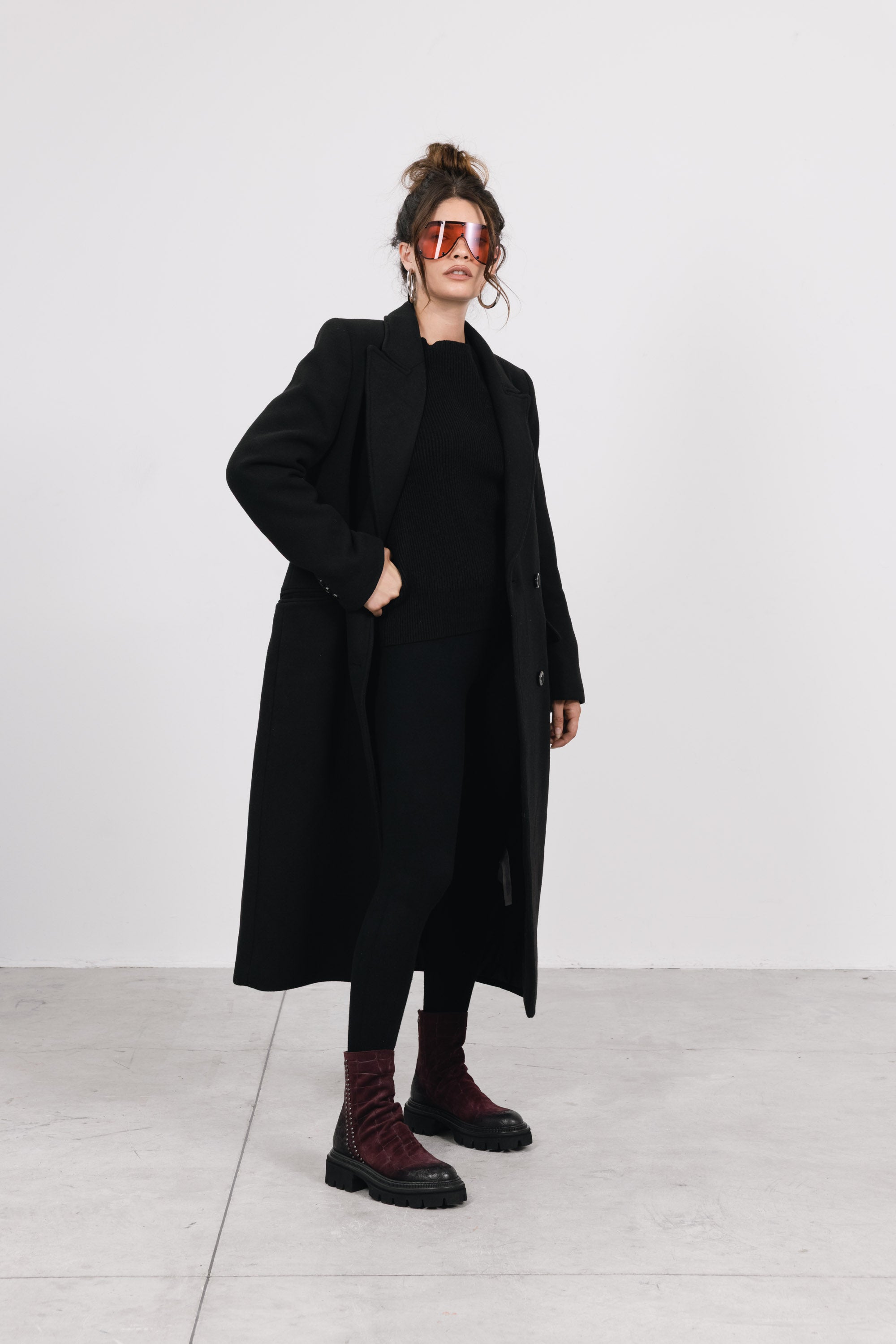 Stivaletti in Camoscio Zara - Bordeaux, indossato