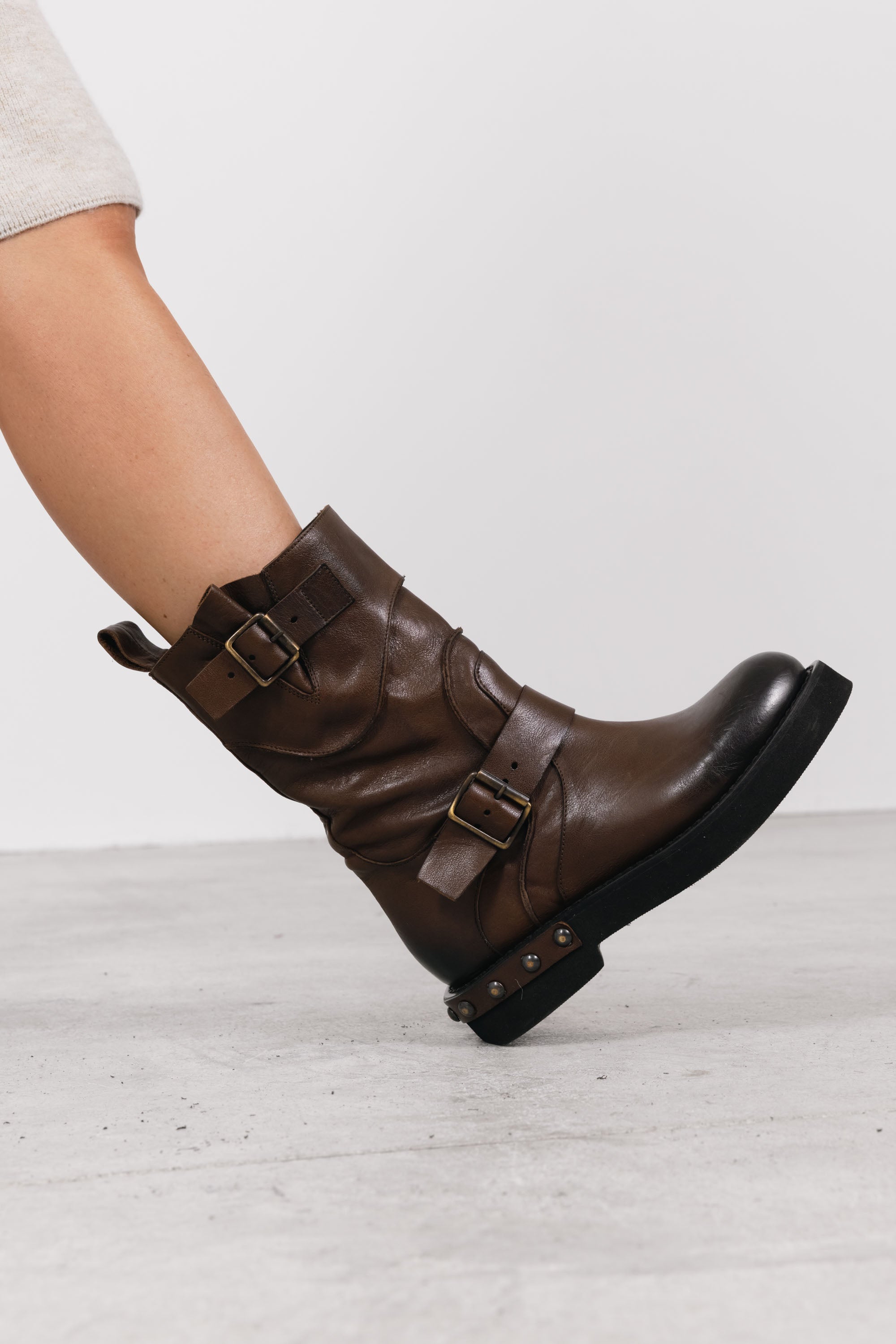 M482M36 Lauren Cuoio indossato 7