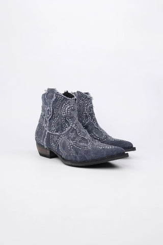 Cecilia Texan ankle boots in Canvas