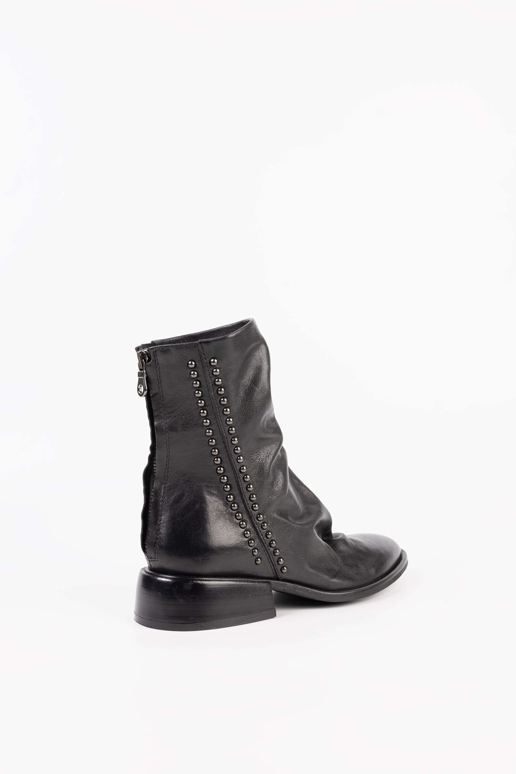 Stivaletti in Pelle con Borchie Matilde