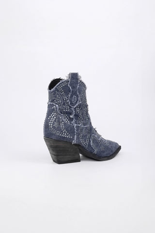 Camilla ankle boots in Canvas