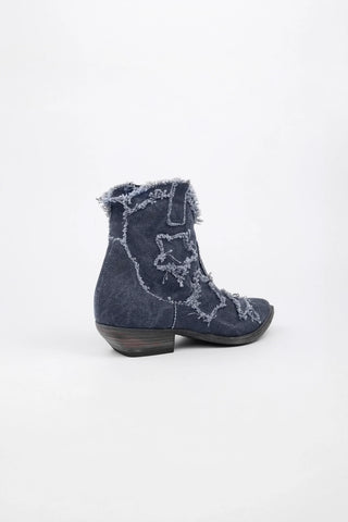 Wanda ankle boots in Canvas